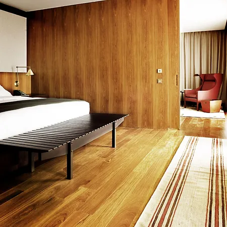 Square Nine Belgrade-the Leading Of The World Hotel