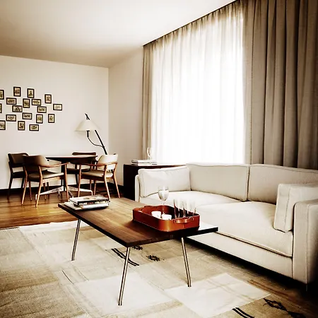 Hotel Square Nine Belgrade-the Leading Of The World