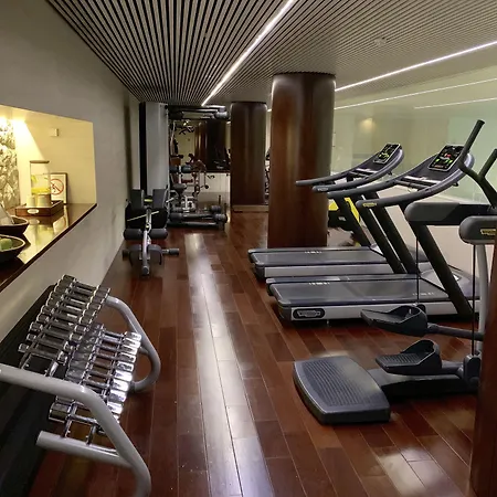 Hotel Square Nine Belgrade-the Leading Of The World Beograd