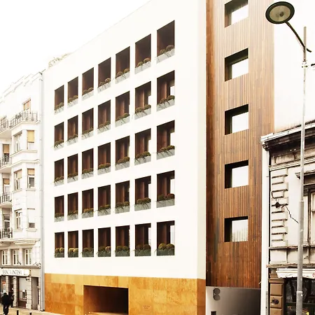 酒店 Square Nine Belgrade-the Leading Of The World 5*