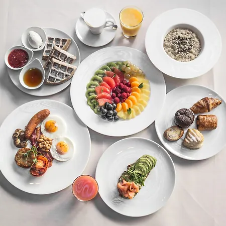 Square Nine Belgrade-the Leading Of The World 5* Beograd