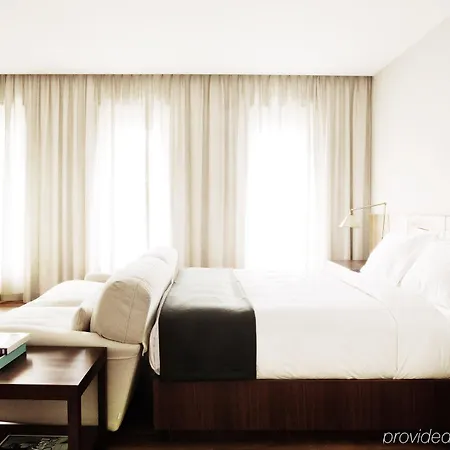 Hotel Square Nine Belgrade-the Leading Of The World