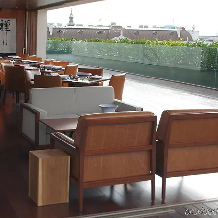 Square Nine Belgrade-the Leading Of The World Belgrado