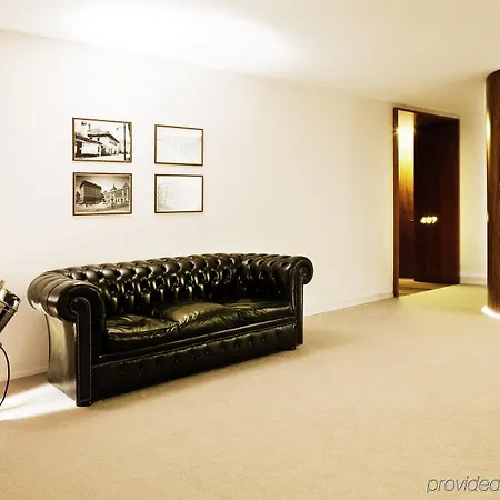 Hotel Square Nine Belgrade-the Leading Of The World Belgrado