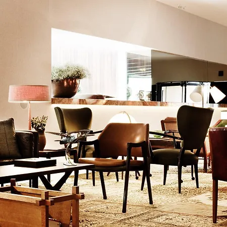 Hotel Square Nine Belgrade-the Leading Of The World